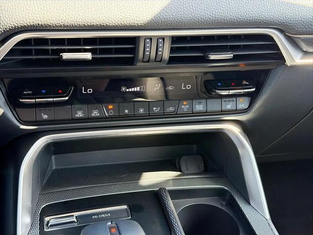 2025 Mazda X-90 Premium Sport