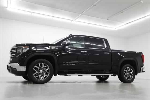 2023 GMC Sierra 1500 4WD Crew Cab Short Box SLT