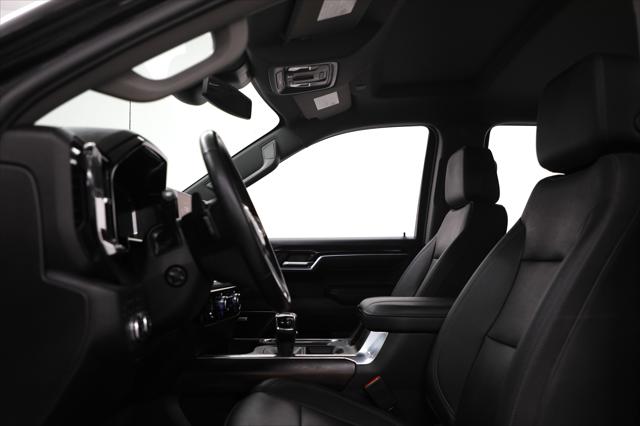 2023 GMC Sierra 1500 4WD Crew Cab Short Box SLT