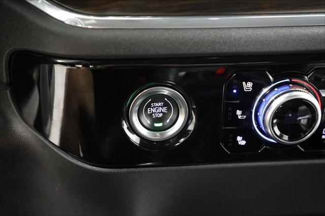 2023 GMC Sierra 1500 4WD Crew Cab Short Box SLT
