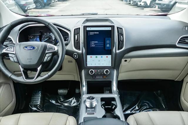 2021 Ford Edge Titanium