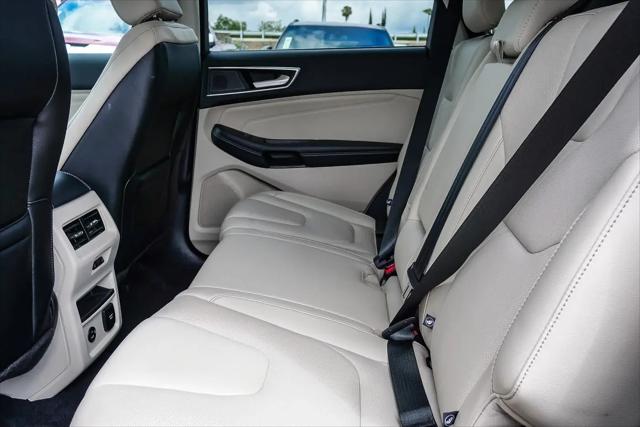2021 Ford Edge Titanium