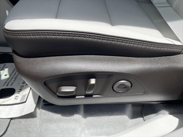 2026 GMC Acadia Denali FWD