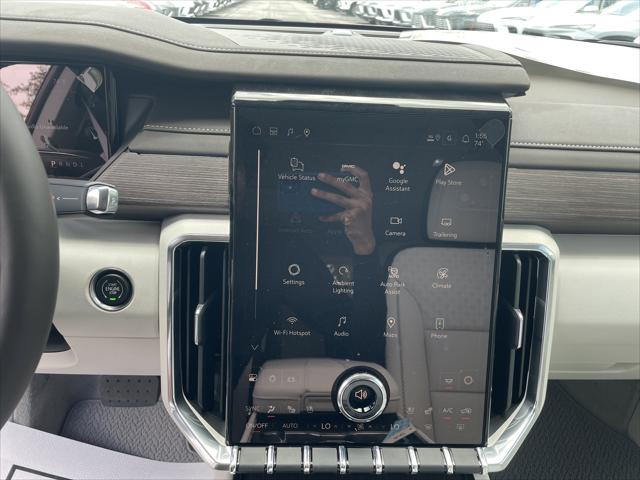 2026 GMC Acadia Denali FWD