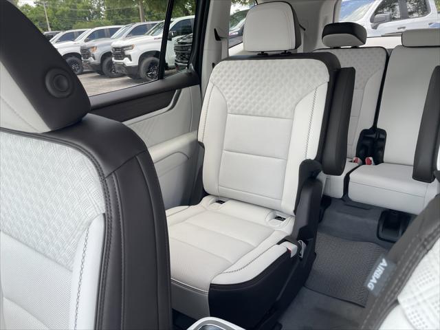 2026 GMC Acadia Denali FWD