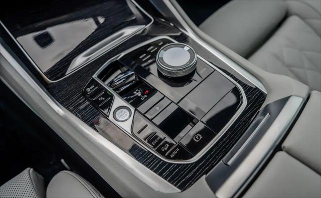2024 BMW X6 xDrive40i