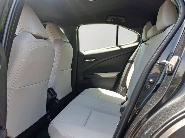 2023 Lexus UX 250h UX 250h