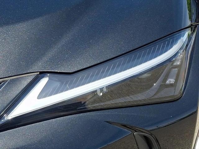 2023 Lexus UX 250h UX 250h