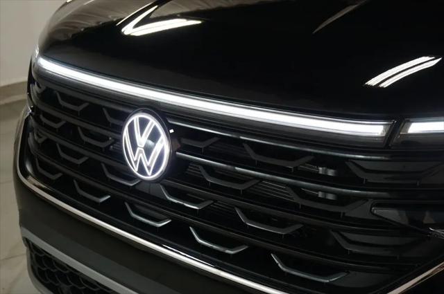 2026 Volkswagen Atlas Cross Sport SE with Technology