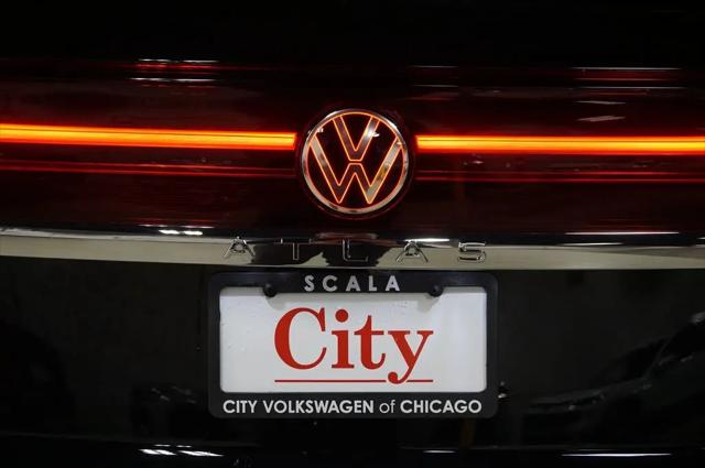 2026 Volkswagen Atlas Cross Sport SE with Technology