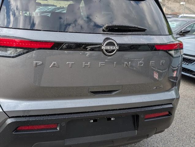 2026 Nissan Pathfinder SV