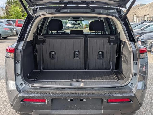 2026 Nissan Pathfinder SV