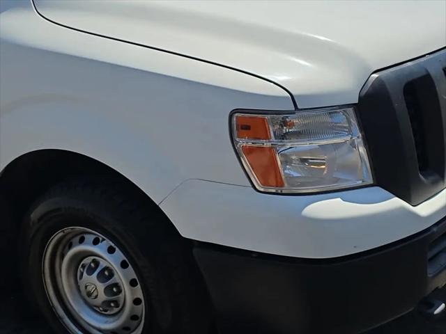 2018 Nissan 2500 S V8
