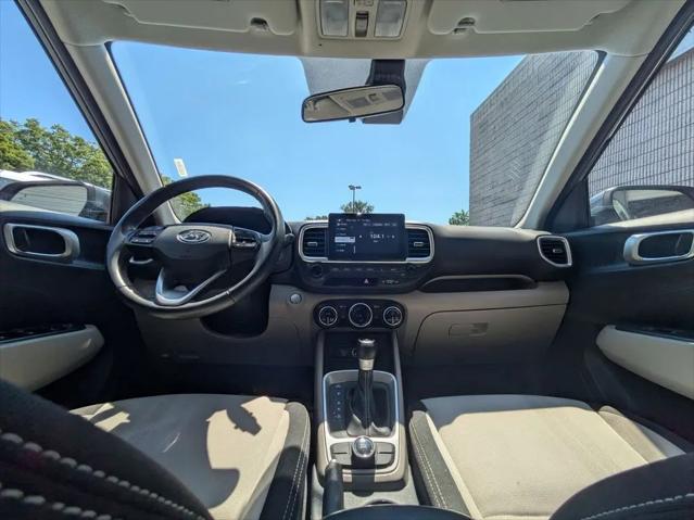 2025 Hyundai Venue SEL