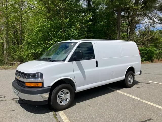 2022 Chevrolet Express Cargo Van RWD 2500 Regular Wheelbase WT