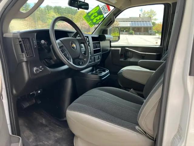 2022 Chevrolet Express Cargo Van RWD 2500 Regular Wheelbase WT