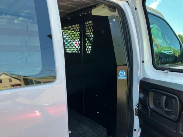 2022 Chevrolet Express Cargo Van RWD 2500 Regular Wheelbase WT