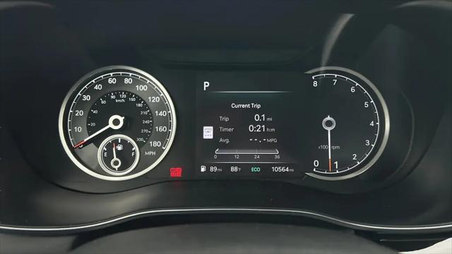 2025 Genesis G70 2.5T RWD
