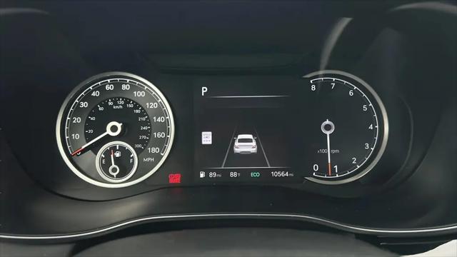 2025 Genesis G70 2.5T RWD