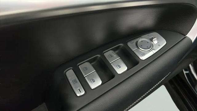 2025 Genesis G70 2.5T RWD