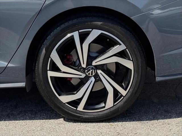 2024 Volkswagen Jetta GLI 2.0T Autobahn