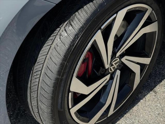 2024 Volkswagen Jetta GLI 2.0T Autobahn