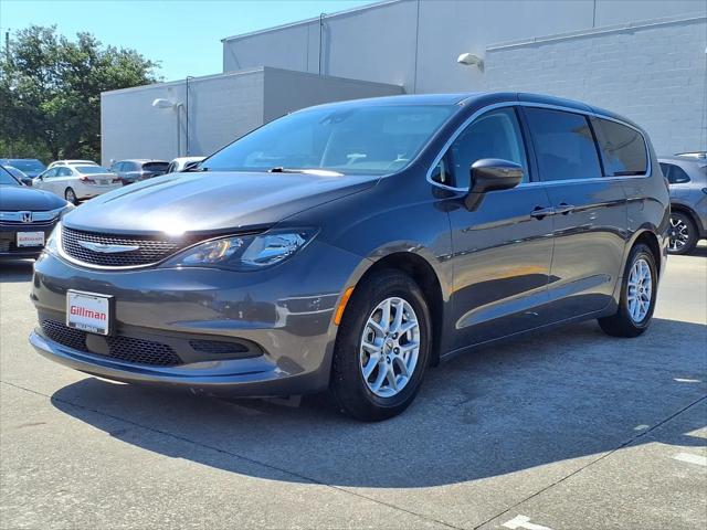 2023 Chrysler Voyager LX