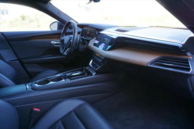 2023 Audi e-tron GT Premium Plus quattro