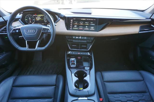 2023 Audi e-tron GT Premium Plus quattro