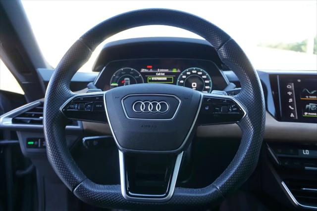 2023 Audi e-tron GT Premium Plus quattro