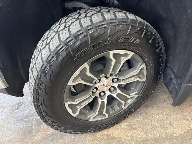 2024 GMC Sierra 1500 4WD Crew Cab Short Box SLT