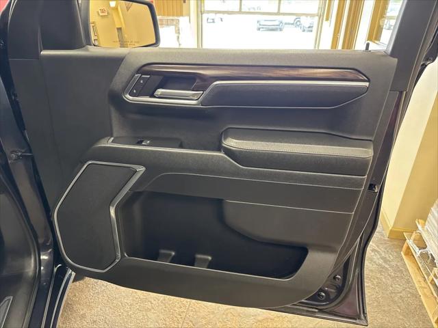 2024 GMC Sierra 1500 4WD Crew Cab Short Box SLT