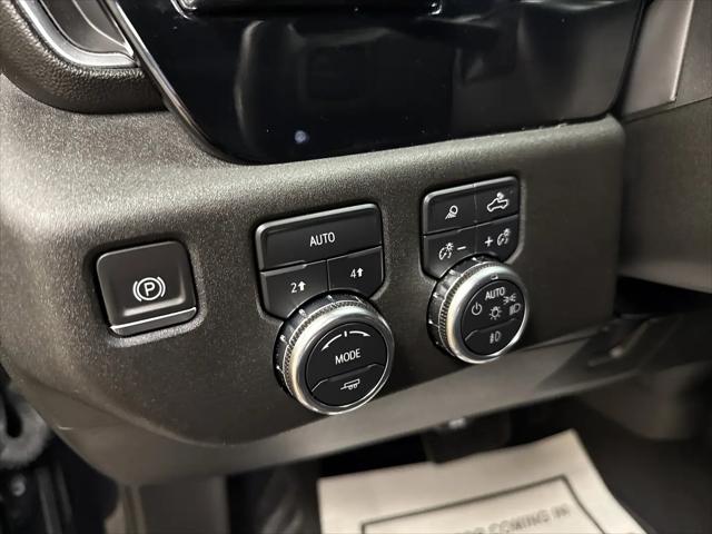 2024 GMC Sierra 1500 4WD Crew Cab Short Box SLT