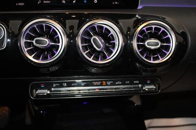 2019 Mercedes-Benz A 220 A 220