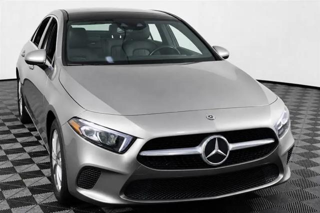 2019 Mercedes-Benz A 220 A 220