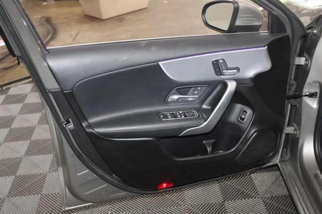 2019 Mercedes-Benz A 220 A 220