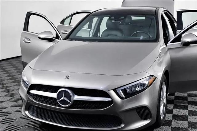 2019 Mercedes-Benz A 220 A 220