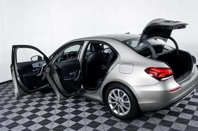 2019 Mercedes-Benz A 220 A 220