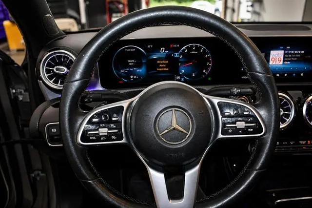 2019 Mercedes-Benz A 220 A 220