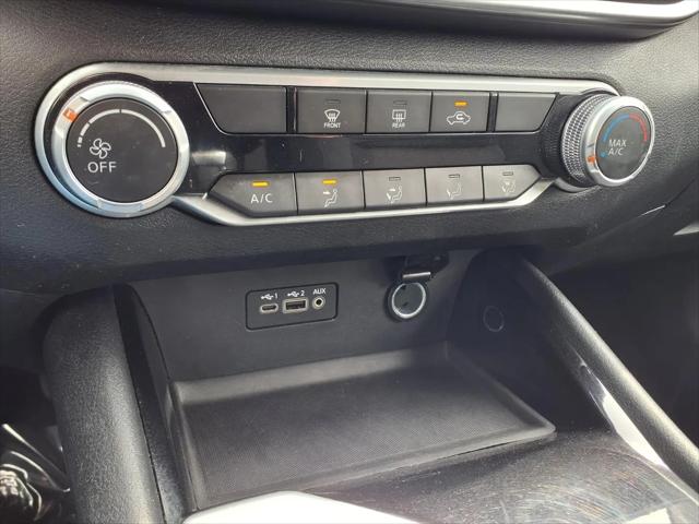 2021 Nissan Altima SV FWD