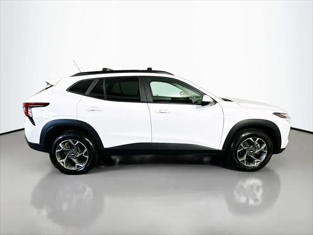 2024 Chevrolet Trax FWD LT