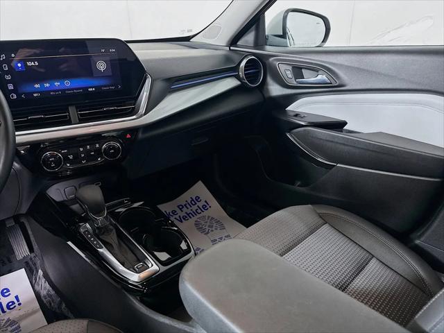 2024 Chevrolet Trax FWD LT