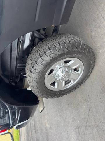 2018 Ram 2500 Tradesman Crew Cab 4x4 8' Box