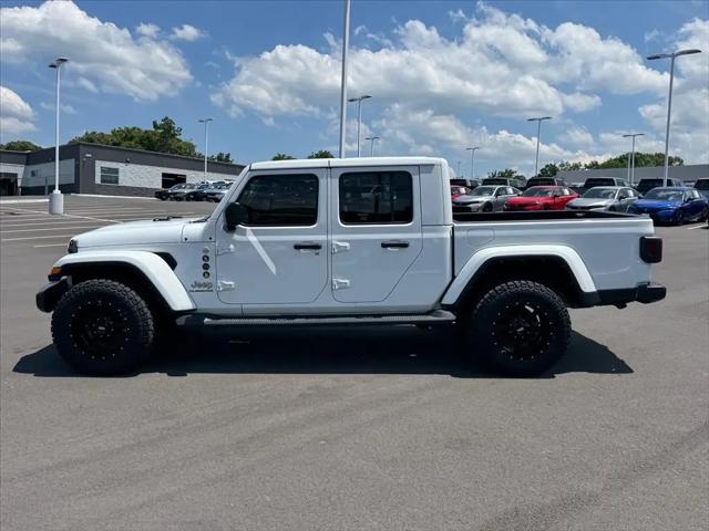 2022 Jeep Gladiator Overland