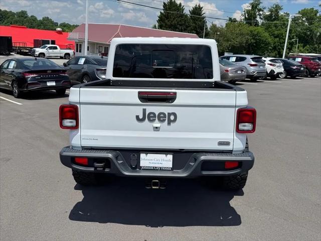 2022 Jeep Gladiator Overland