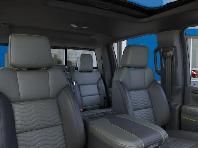 2026 Chevrolet Silverado 2500HD Crew Cab, Standard Bed, XR2, 4WD