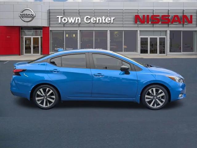 2021 Nissan Versa SR Xtronic CVT