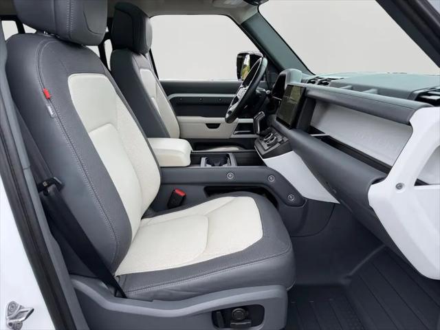 2023 Land Rover Defender 110 X-Dynamic SE