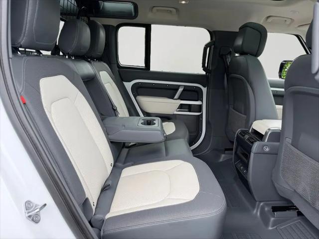2023 Land Rover Defender 110 X-Dynamic SE