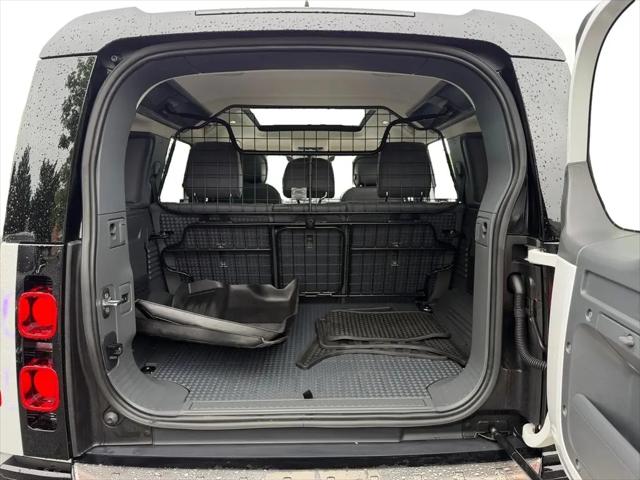 2023 Land Rover Defender 110 X-Dynamic SE